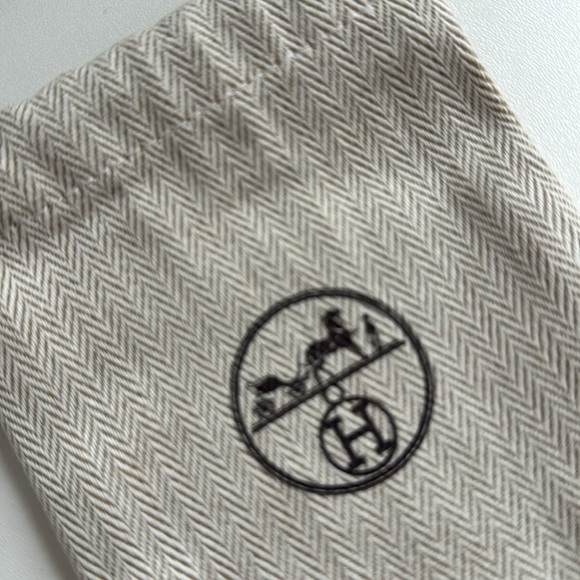 Authentic Hermes Mini Drawstring Dust Bag - Picture 3 of 4